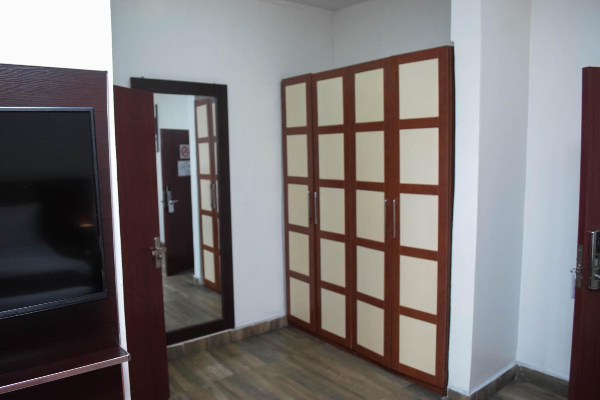 Golden Tulip Hotel -Gt31 Stadium Road Port Harcourt Exterior foto