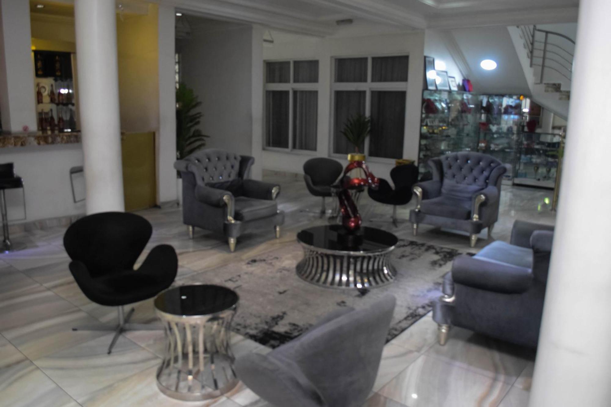 Golden Tulip Hotel -Gt31 Stadium Road Port Harcourt Exterior foto