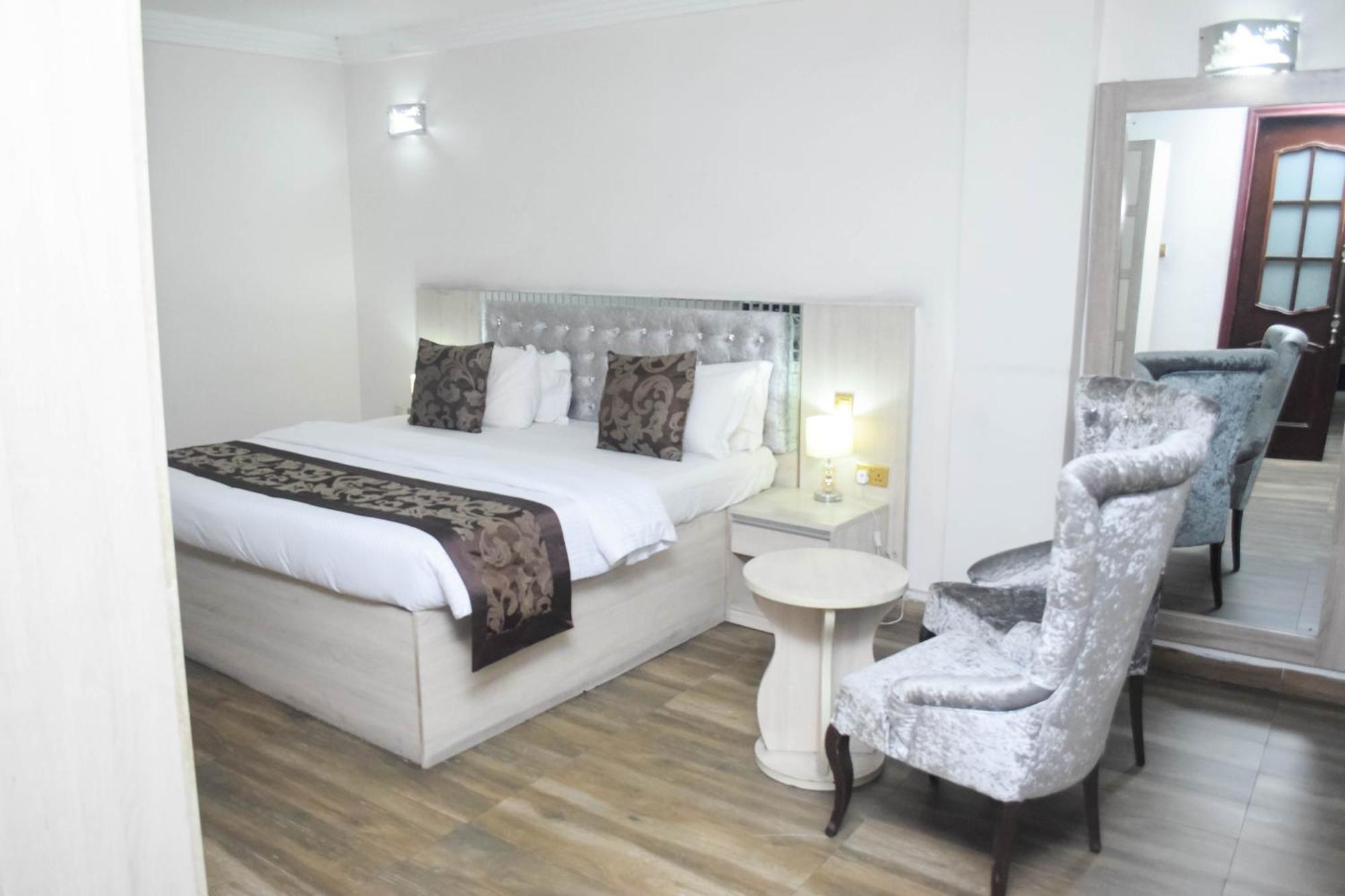 Golden Tulip Hotel -Gt31 Stadium Road Port Harcourt Exterior foto
