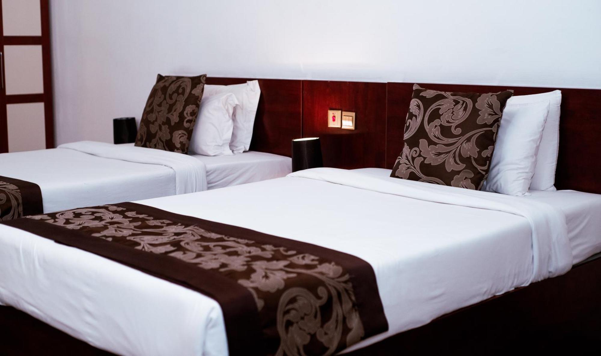 Golden Tulip Hotel -Gt31 Stadium Road Port Harcourt Exterior foto