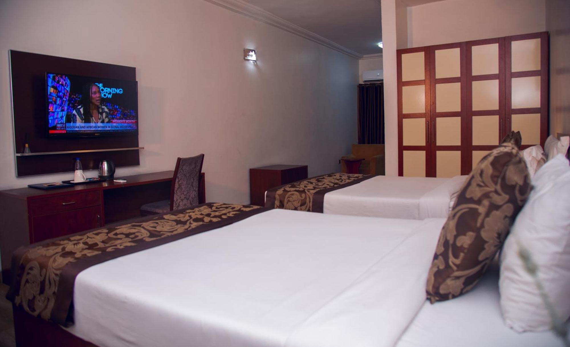 Golden Tulip Hotel -Gt31 Stadium Road Port Harcourt Exterior foto