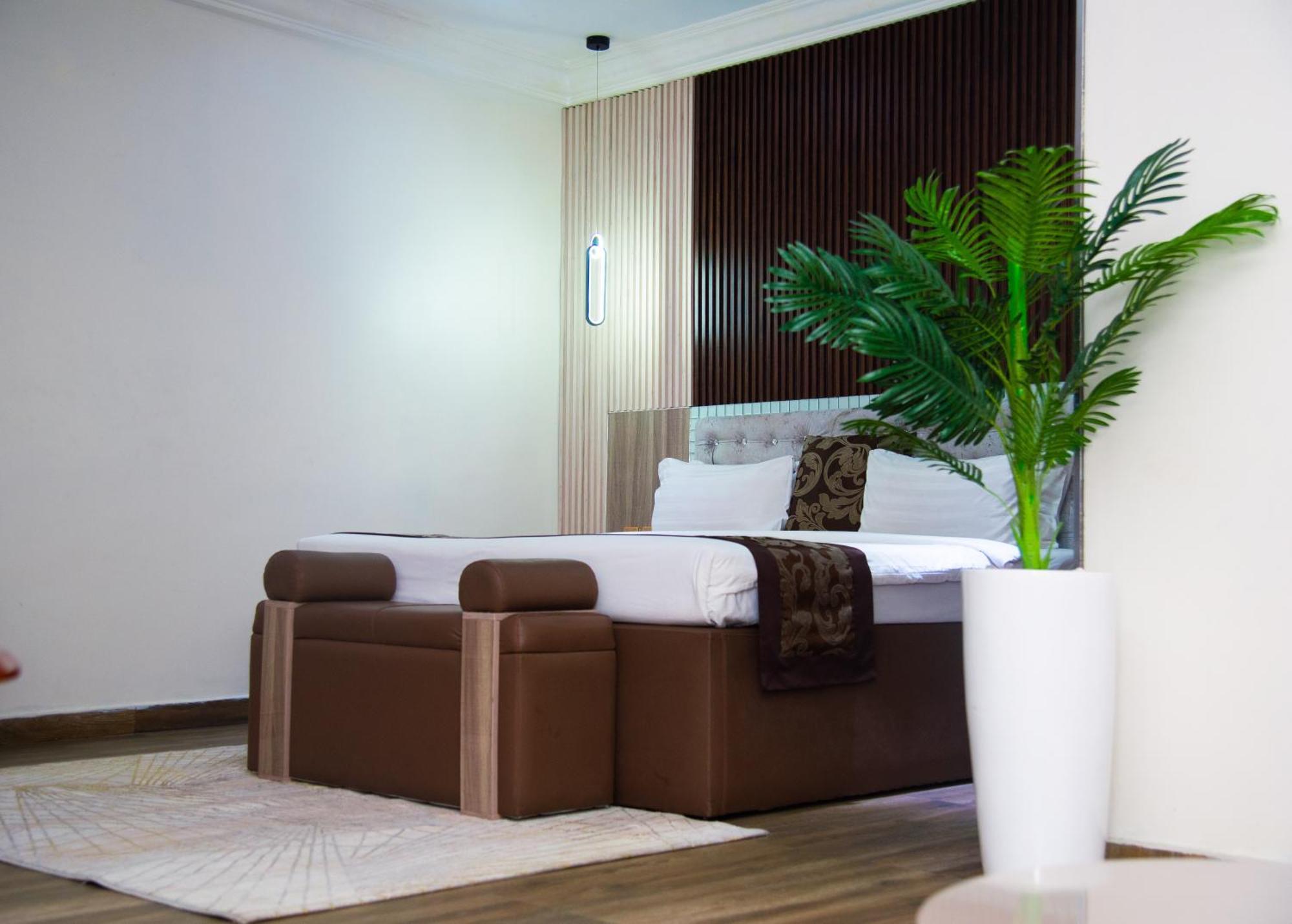 Golden Tulip Hotel -Gt31 Stadium Road Port Harcourt Exterior foto